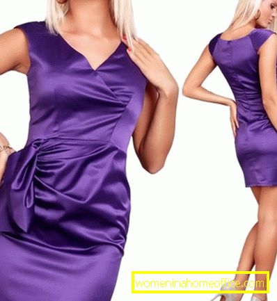Violett klänning med guldpynt